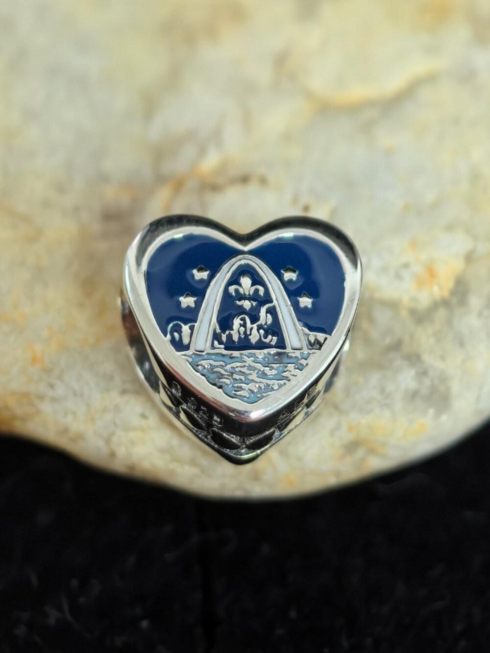 Pandora Saint Louis Exclusive Travel Heart Charm, S925 Silver Jewelry (Women's)